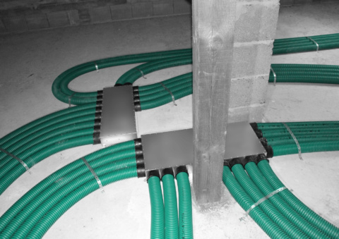 Zdjęcie przedstawiające prawidłowo ułożoną instalację rekuperacji Air Green Pro w nowo wybudowanym budynku