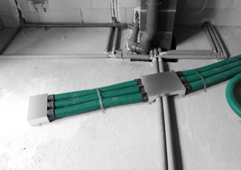 Zdjęcie przedstawiające prawidłowo ułożoną instalację rekuperacji Air Green Pro w nowo wybudowanym budynku